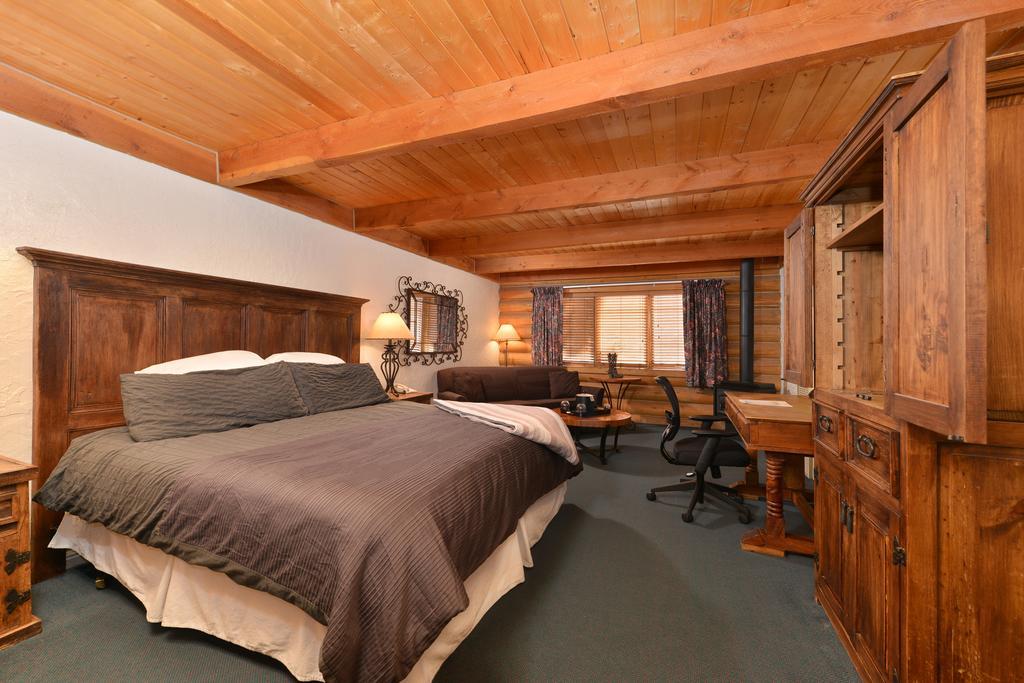 The Boulder Creek Lodge Nederland Room photo