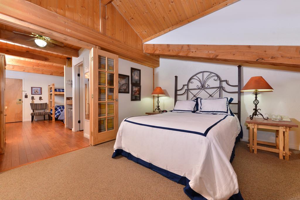 The Boulder Creek Lodge Nederland Exterior photo