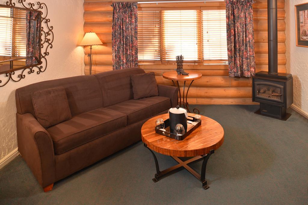 The Boulder Creek Lodge Nederland Room photo